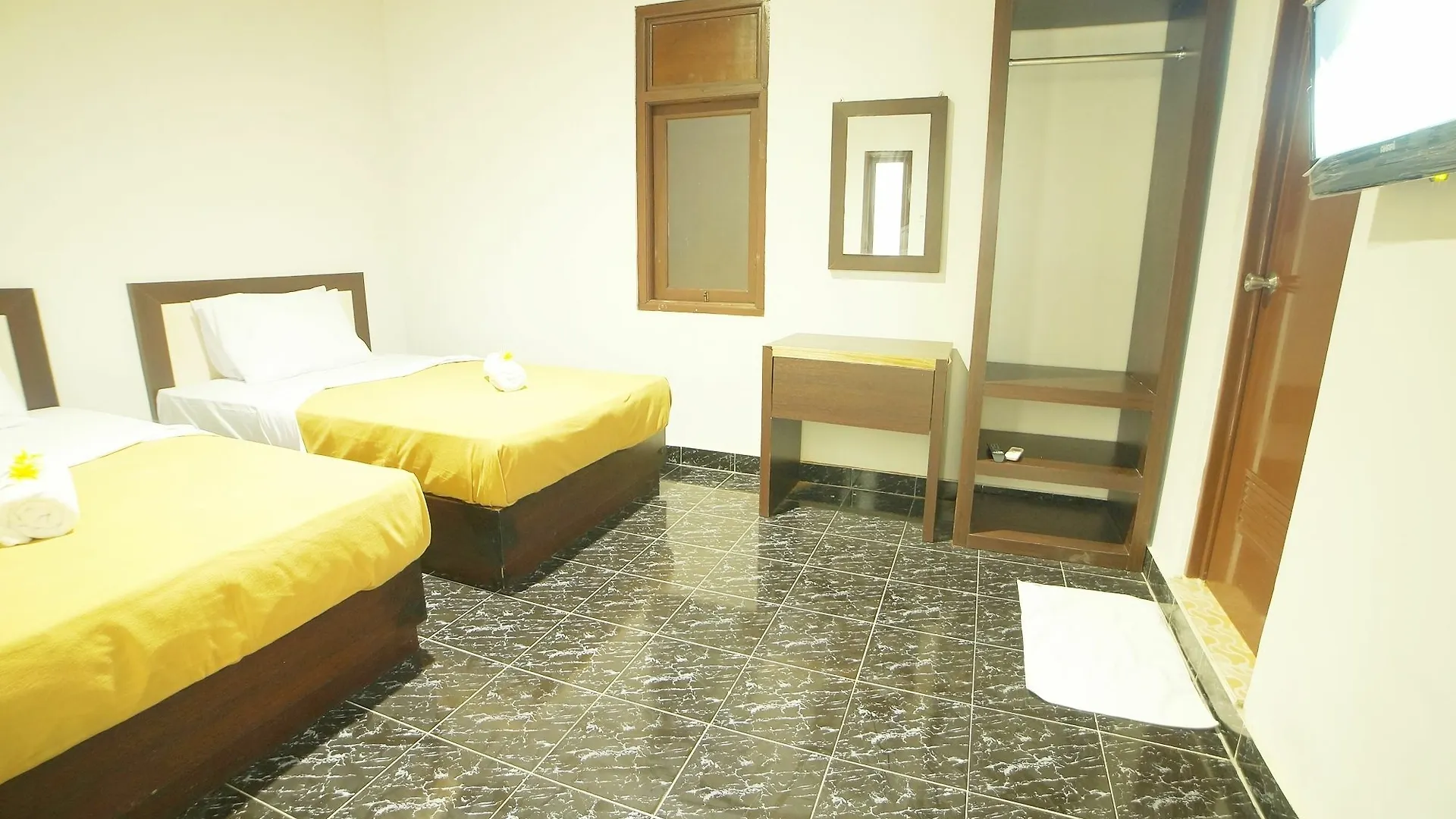 Easton Kuta Homestay  Kuta (Bali)